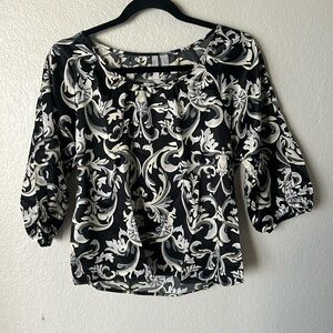 NWOT Old Navy Black Pattern Shirt Small